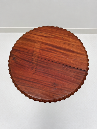 19th Century Mahogany Tripod Wine Table - Carved Rope Edge