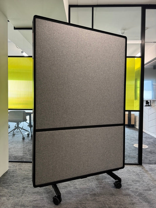 Senator Adapt Wall Senator acoustic divider - 2-Core Panel - UNUSED - 9 available