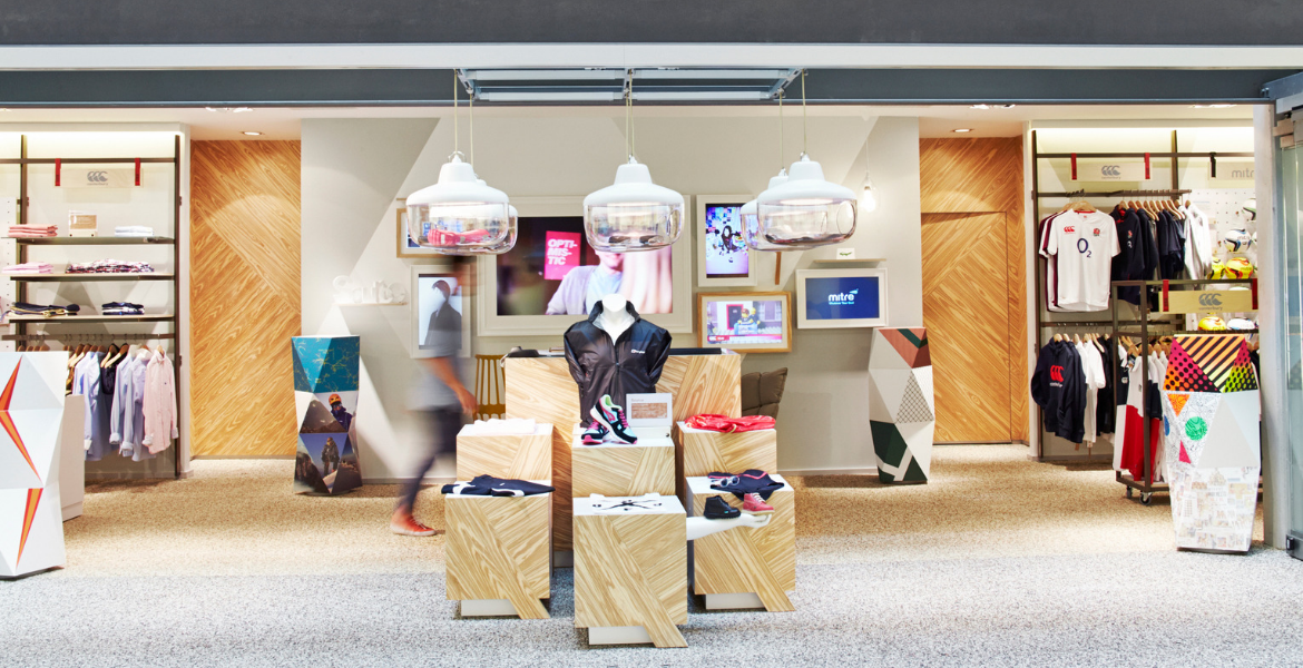 Stackable display totems -