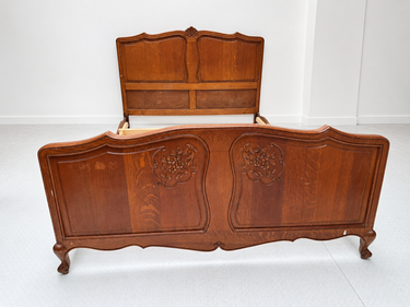 Vintage French Louis XVI/XV-style double bed frame made of oak