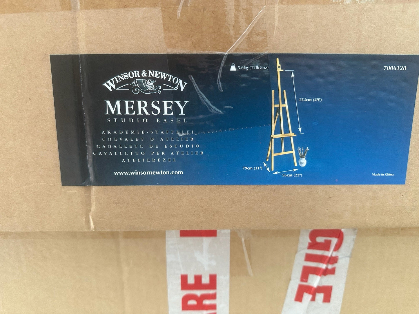 Winsor and Newton Mersey easel - NEW