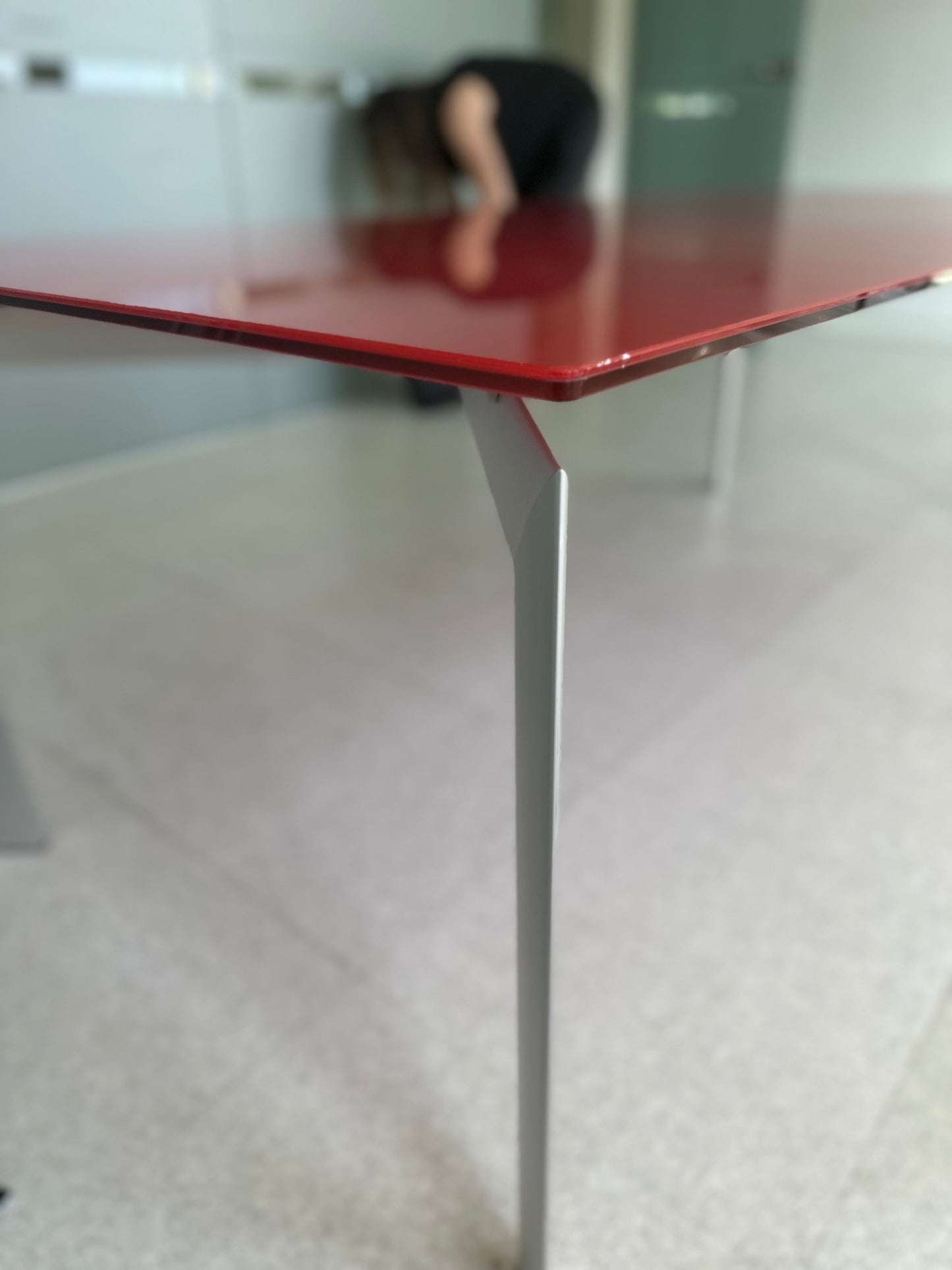 Red METRA table by Makio Hasuike for Seccose