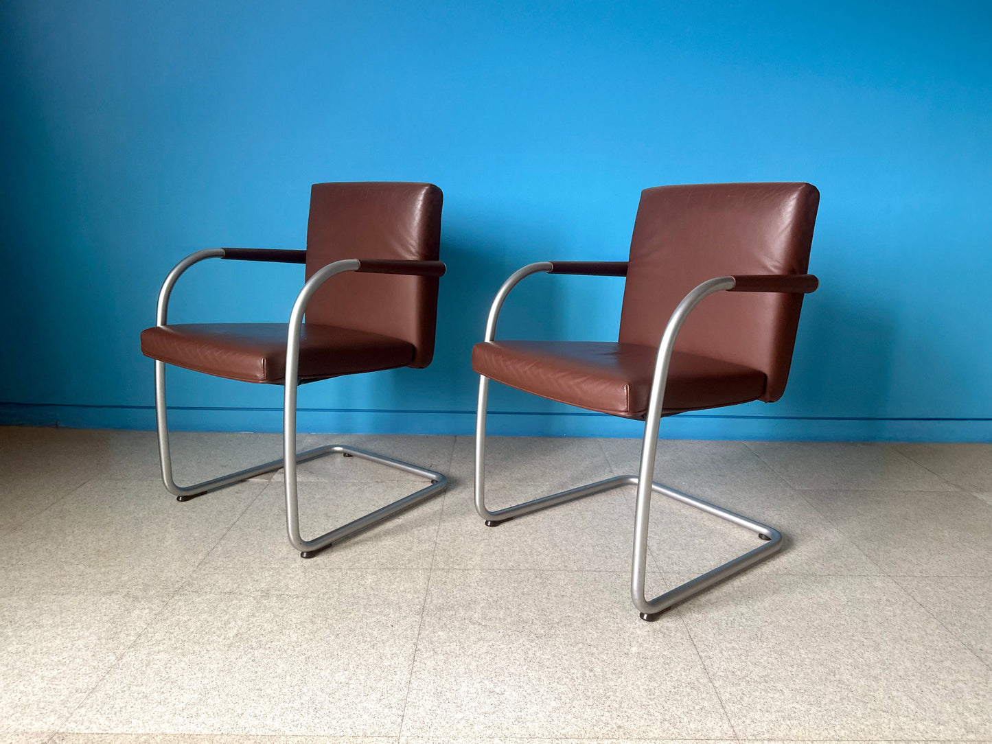 Vitra Visavis Brown Leather Reception Chair