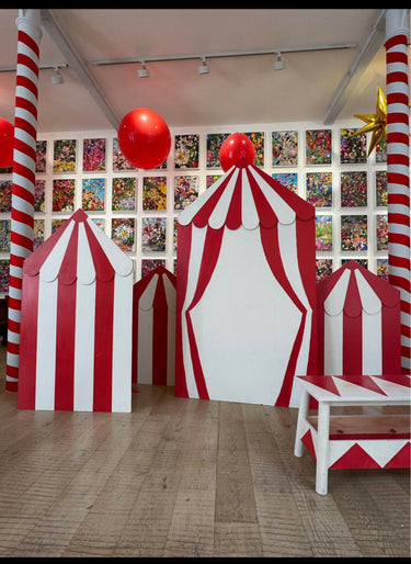 5 x Circus backdrop boards